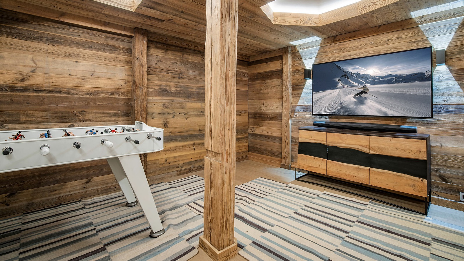 Luxury-Ski-Resort-Courchevel-1850-Chalet-Nirvana-Oxford-Ski-games-room.jpg