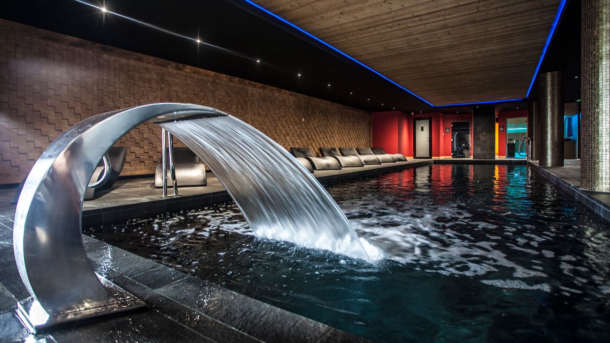 Luxury-Ski-Hotel-Alpe d'Huez-Daria-INor-OSC- Spa (4).jpg