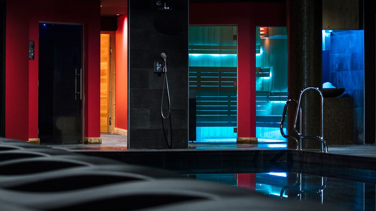 Luxury-Ski-Hotel-Alpe d'Huez-Daria-INor-OSC- Spa (1).jpg