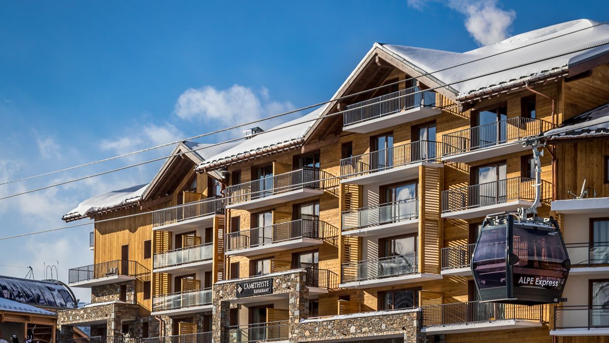 Luxury-Ski-Hotel-Alpe d'Huez-Daria-INor-OSC-Hotel (5).jpg