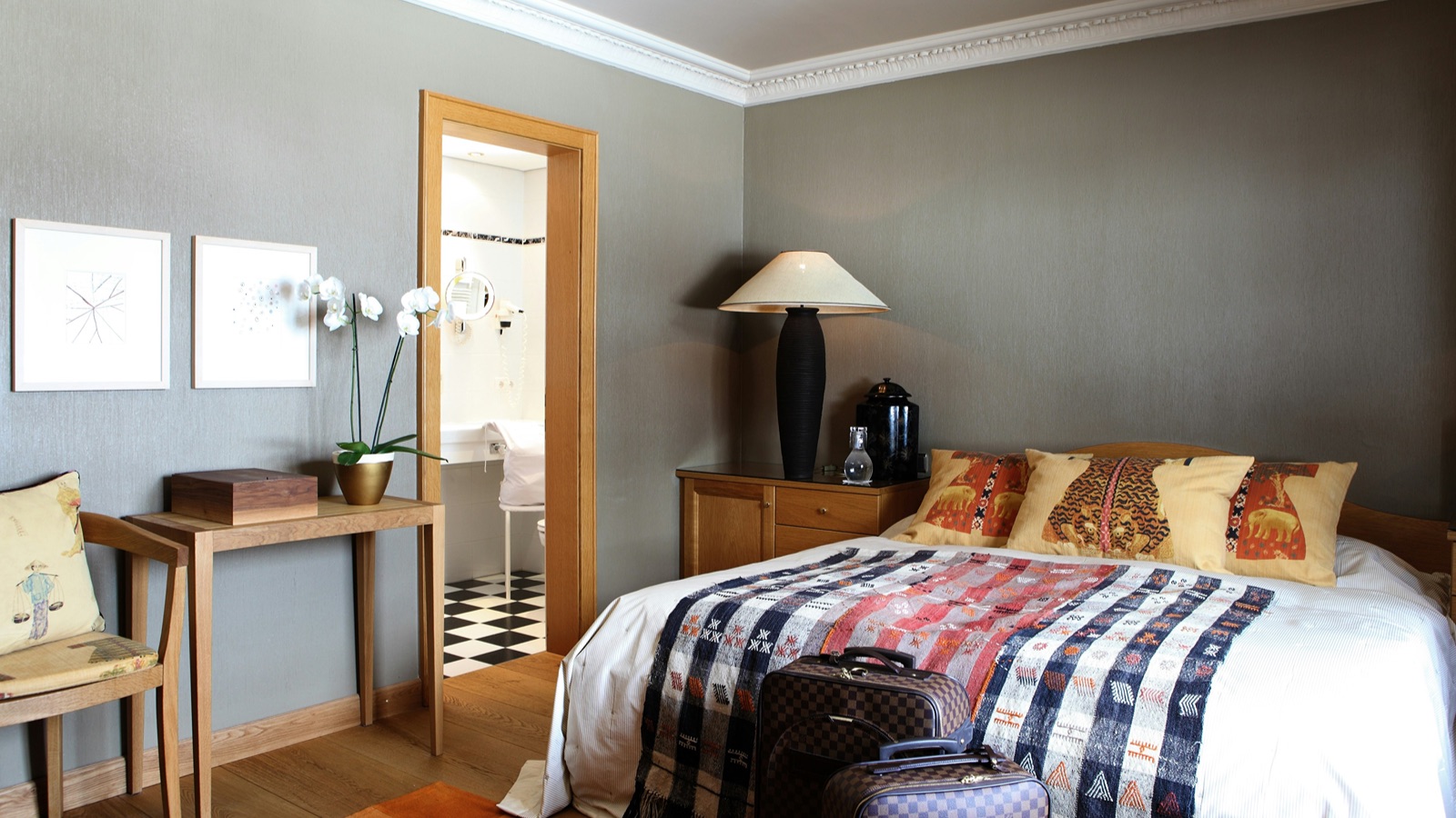 Luxury-Ski-Resort-Lech-Hotel-Kristiana-Oxford-Ski-bedroom13.jpg
