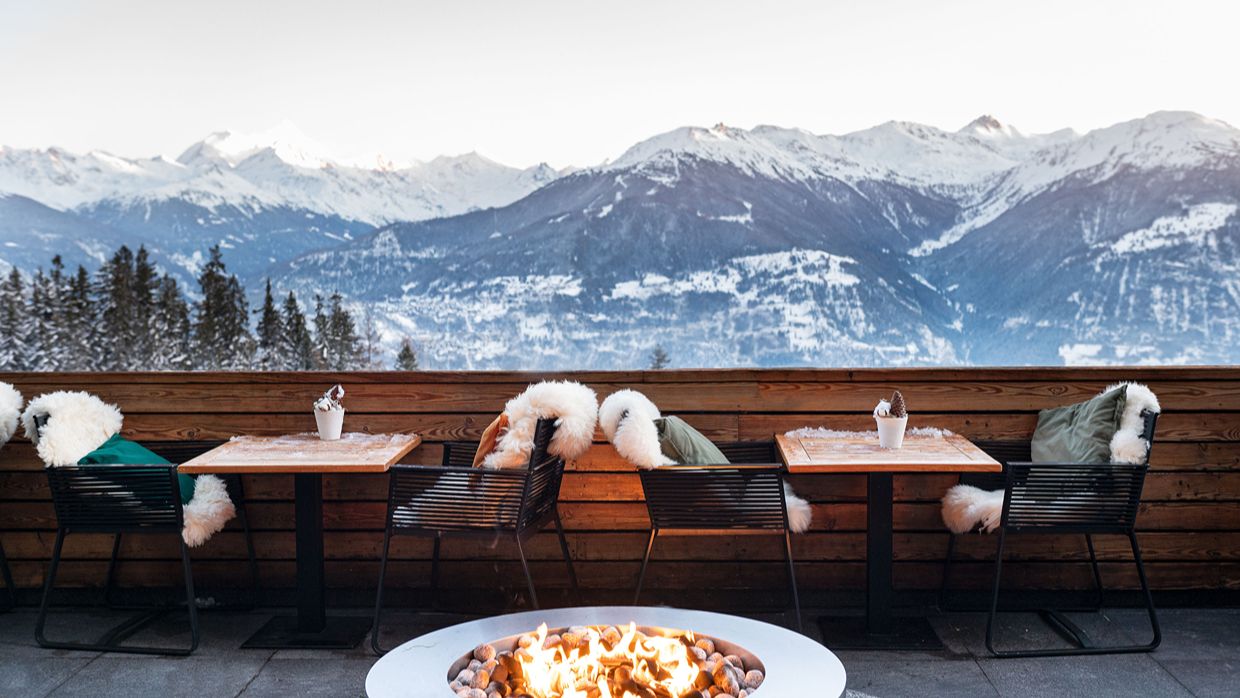 Luxury-Ski-Hotel-Crans-Ambassador-OSC- Terrace (10).jpg