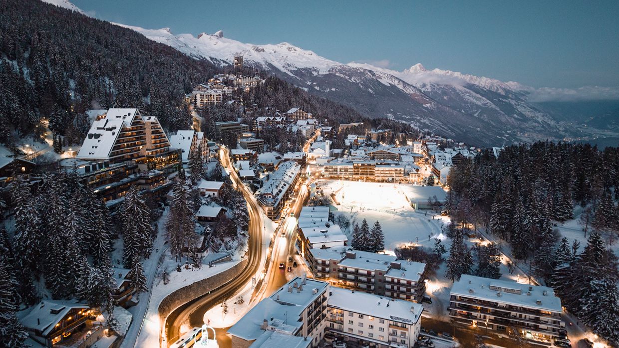 Luxury-Ski-Hotel-Crans-Ambassador-OSC- View.jpg
