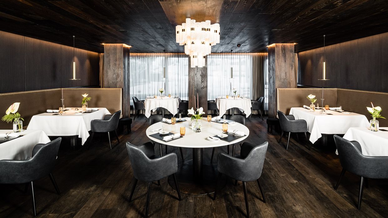 Luxury-Ski-Hotel-Alpenroyal-OSC-Restaurant (3).jpg
