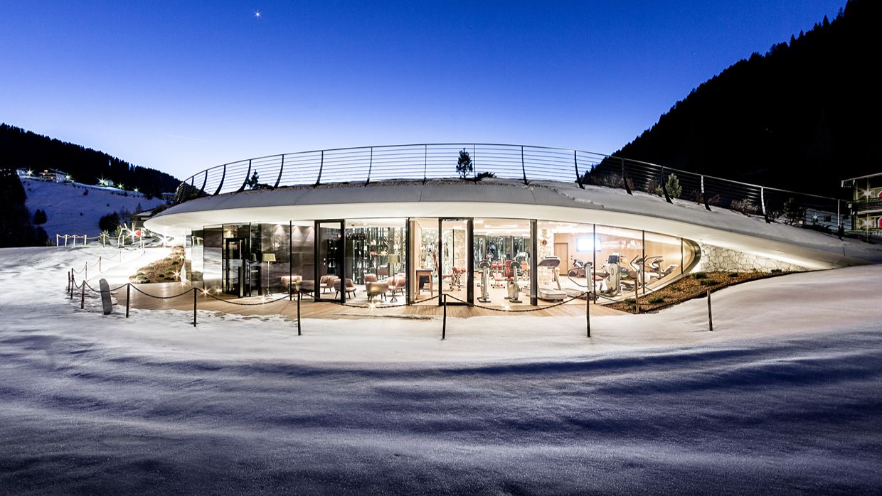 Luxury-Ski-Hotel-Alpenroyal-OSC-Gym.jpg