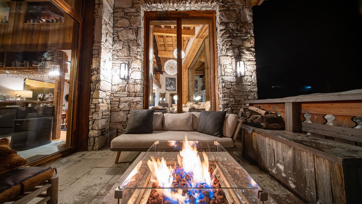 Luxury-Ski-Chalet-Vald'Isere-ChaletOrca-OSC- Outside.jpg