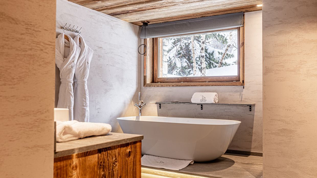 Luxury-Ski-Chalet-Orso-OSC-Bathroom (3).jpg