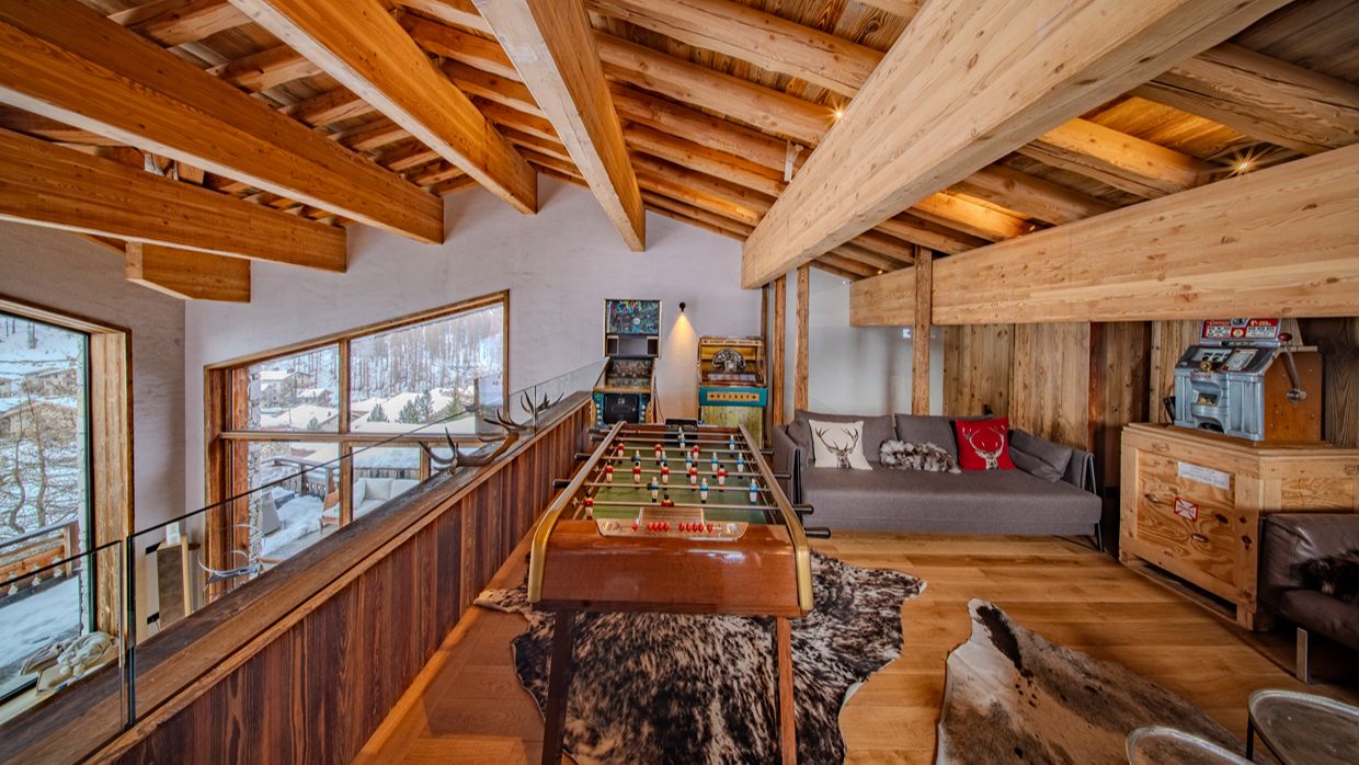 Luxury-Ski-Chalet-Orso-OSC- Games room.jpg