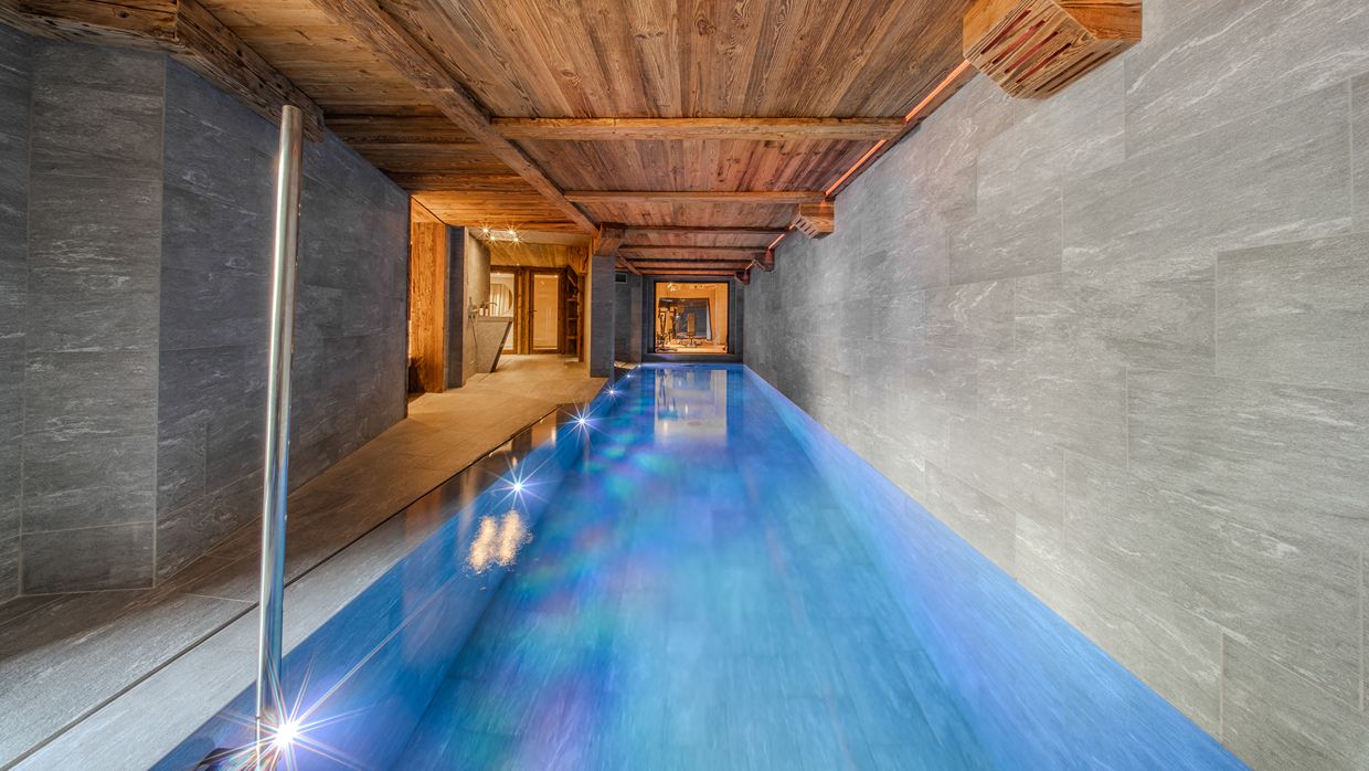 Luxury-Ski-Chalet-Orso-OSC-Pool (3).jpg