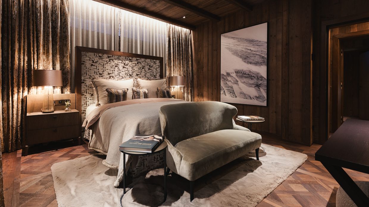 Luxury-Ski-Chalet-Lech-Steinlodge-OSC-Bedroom 2.jpg