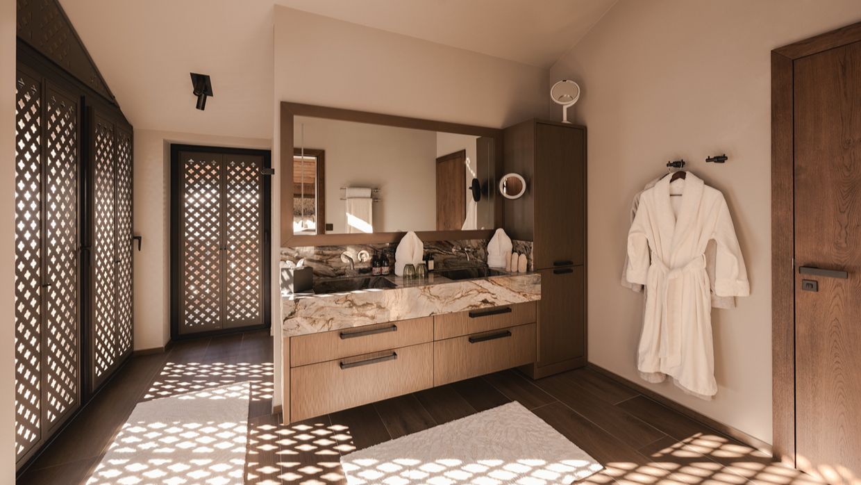 Luxury-Ski-Chalet-Lech-Steinlodge-OSC-Bathroom master bedroom.jpg
