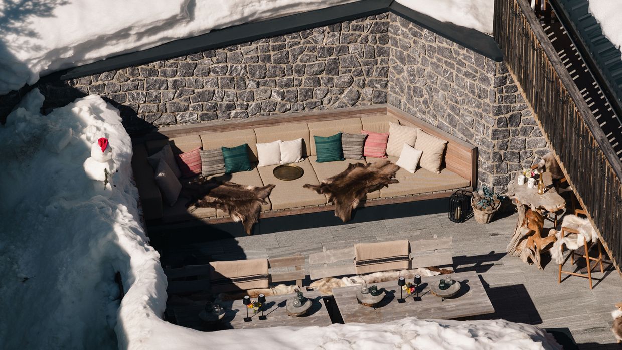 Luxury-Ski-Chalet-Lech-Steinlodge-OSC-Terrace lounge area.jpg