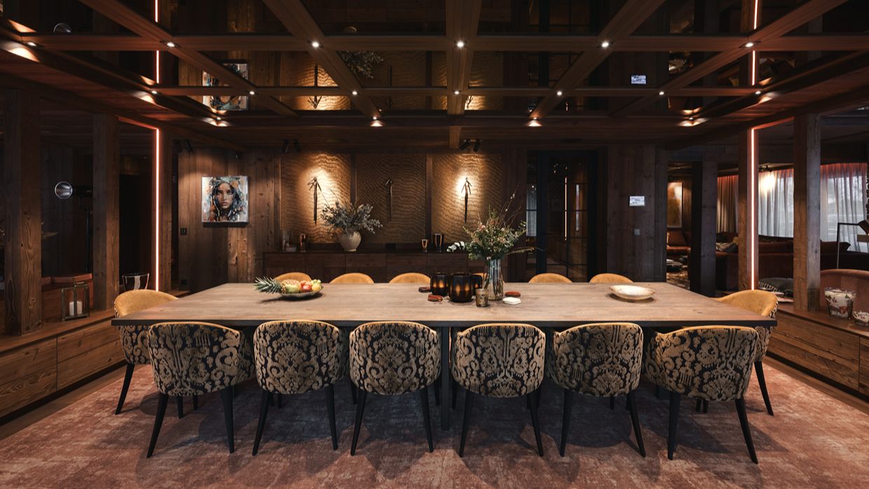 Luxury-Ski-Chalet-Lech-Steinlodge-OSC-Dining table.jpg