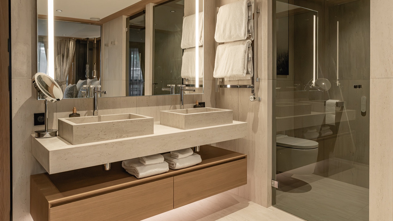Luxury-Ski-Resort-Val-D-Isere-Chalet-Le-Pistini-Oxford-Ski-bathroom2.jpg