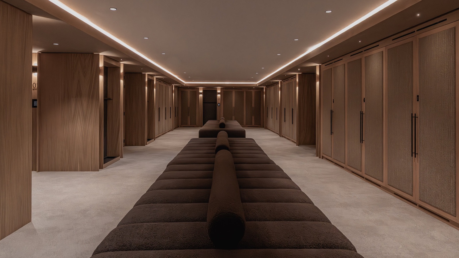 Luxury-Ski-Resort-Val-D-Isere-Chalet-Le-Pistini-Oxford-Ski-ski-room2.jpg