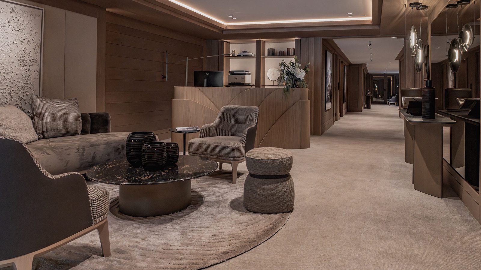 Luxury-Ski-Resort-Val-D-Isere-Chalet-L'Enjopa-Oxford-Ski-spa.jpg
