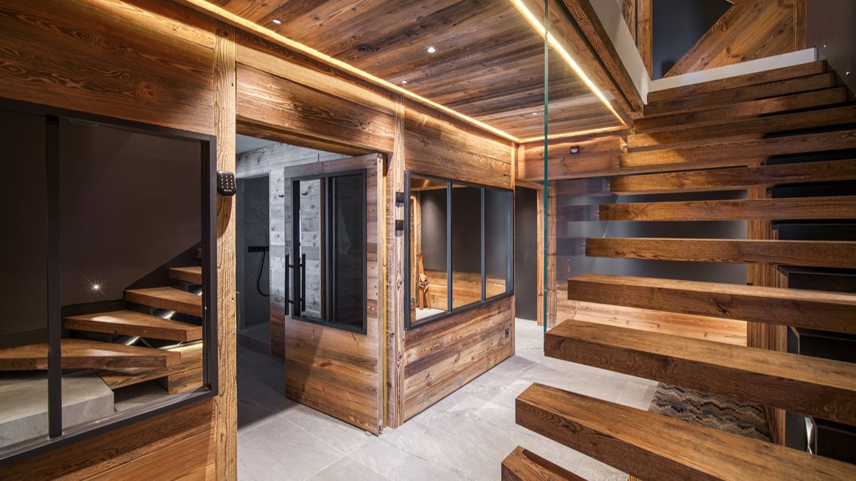 Luxury-Ski-Chalet-Tignes-Eden-Roc-OSC-Stairs.jpg
