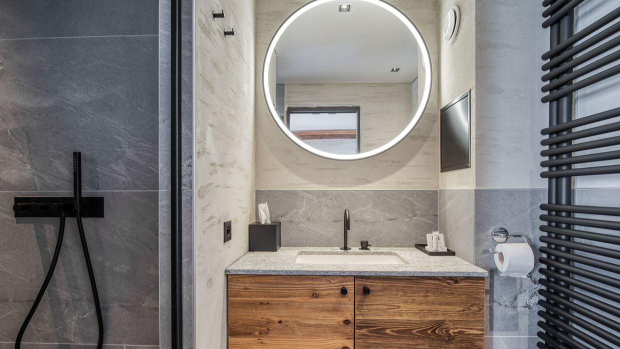 Luxury-Ski-Chalet-Tignes-Eden-Roc-OSC-Bathroom (5).jpg