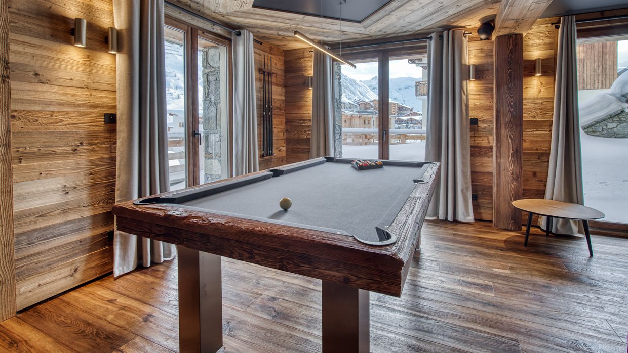 Luxury-Ski-Chalet-Tignes-Eden-Roc-OSC-Games room  (2).jpg