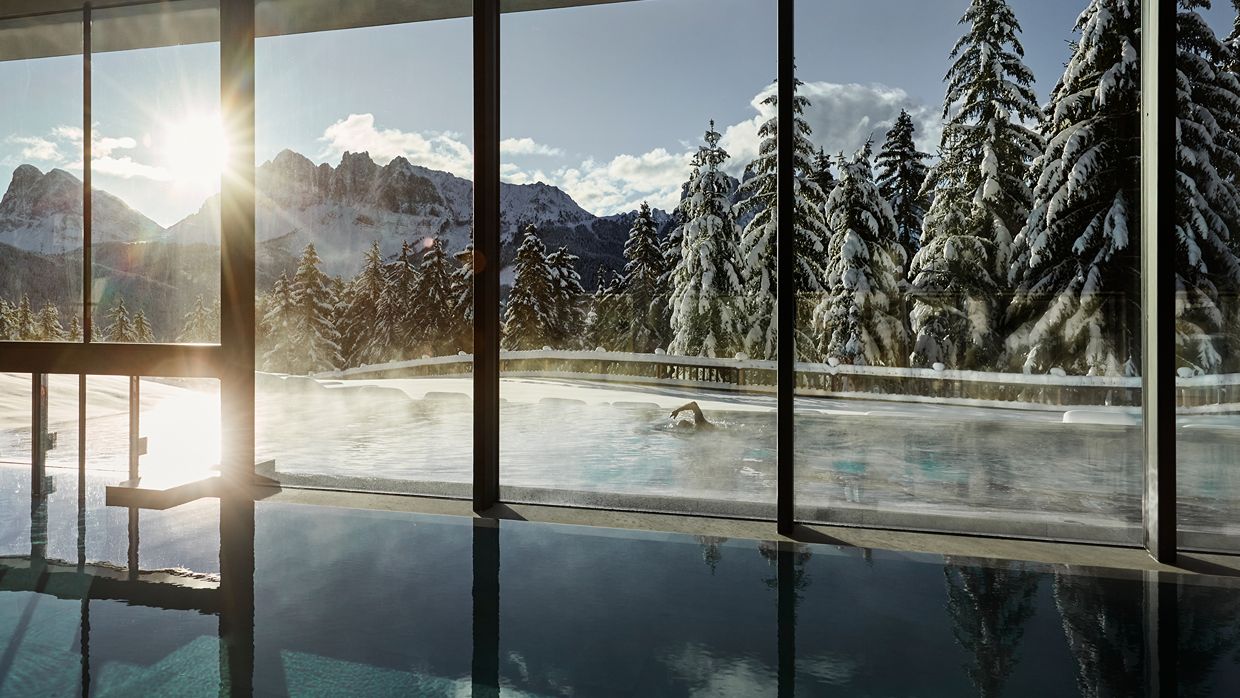 Luxury-Ski-Hotel-Dolomites-Forestis-OSC- Pool (1).jpg