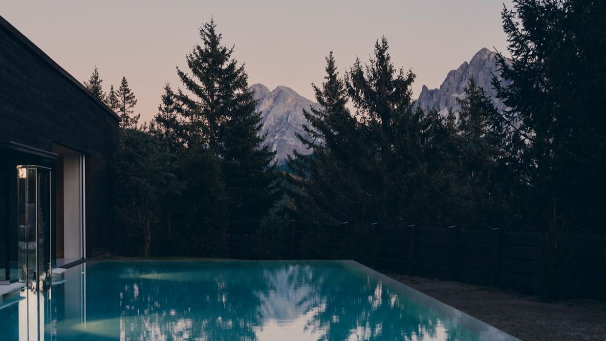 Luxury-Ski-Chalet-Dolomites-OSC-FORESTIS-Villa-Spa-Outdoor-Pool-1.jpg