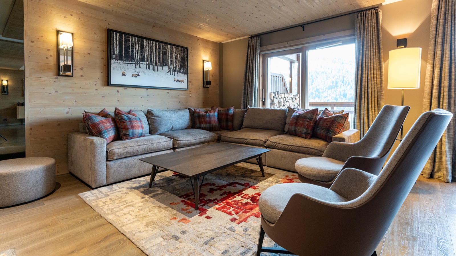 Luxury-Ski-Resort-Meribel-Chalet-Doron-Oxford-Ski-lounge5.jpg