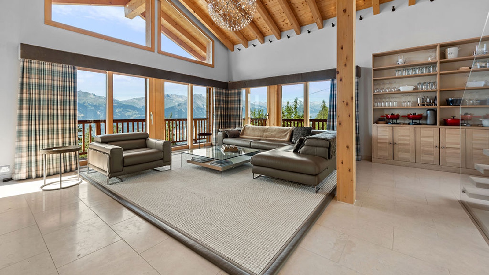 Luxury-Ski-Chalet-Veysonnaz-Chalet-des-Etoiles-Oxford-Ski-Lounge4.jpg