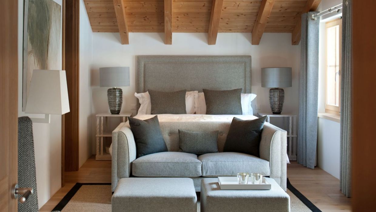 Luxury-Ski-Chalet-Klosters-Haus-Alpina-OSC-Bedroom2.jpg