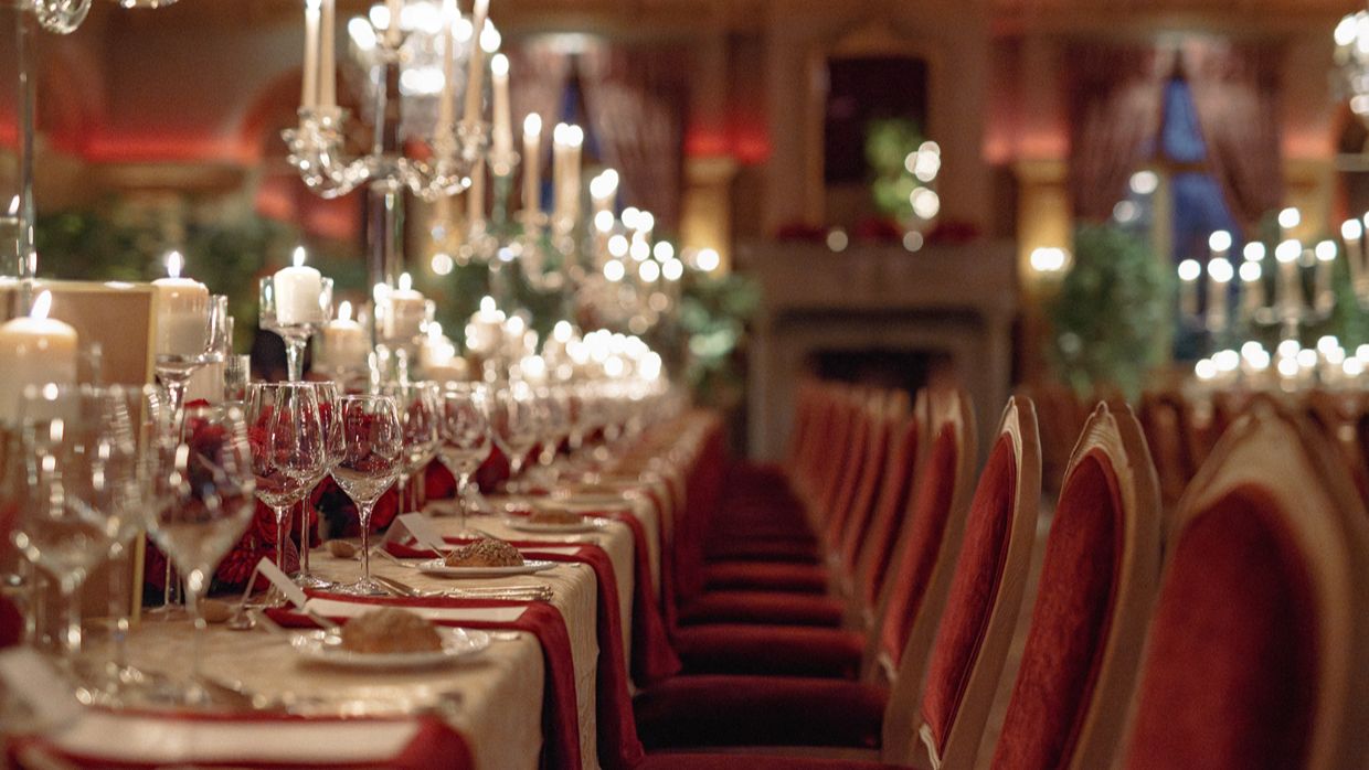 Luxury-Ski-Hotel-Gstaad-GstaadPalace-OSC-Dining (2).jpg