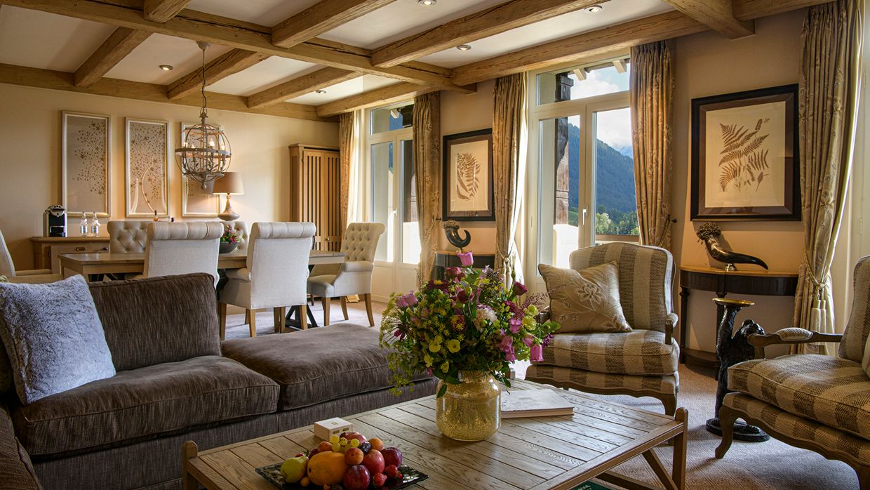Luxury-Ski-Hotel-Gstaad-GstaadPalace-OSC-Room.jpg
