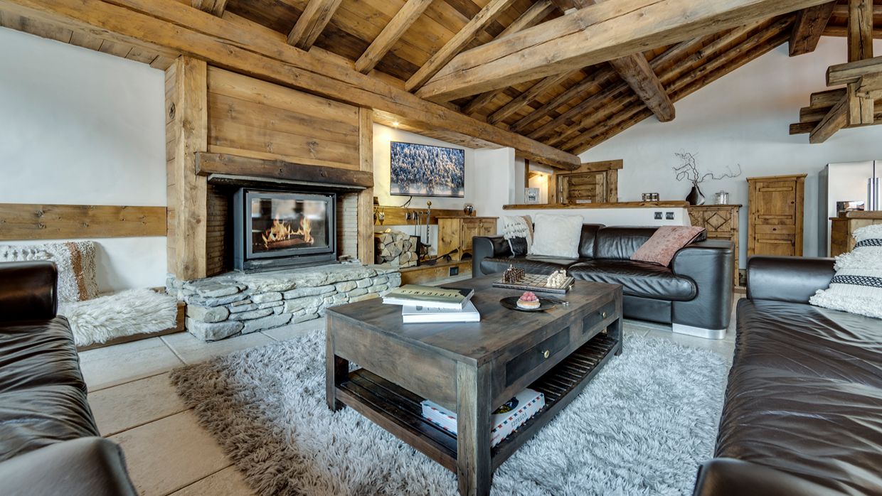 Luxury-Ski-Chalet-Vald'Isere-ChaletLaBouclia-OSC-Lounge (2).jpg