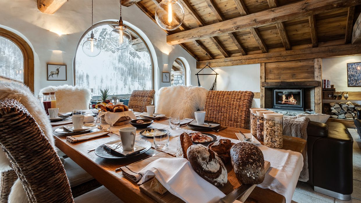 Luxury-Ski-Chalet-Vald'Isere-ChaletLaBouclia-OSC- Dining.jpg