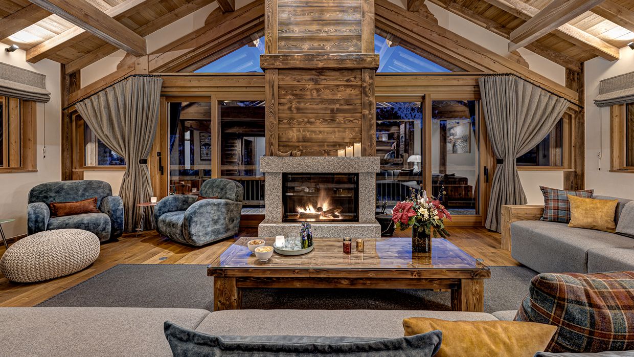 Luxury-Ski-Chalet-Meribel-ChaletMyriam-OSC- Lounge (1).jpg