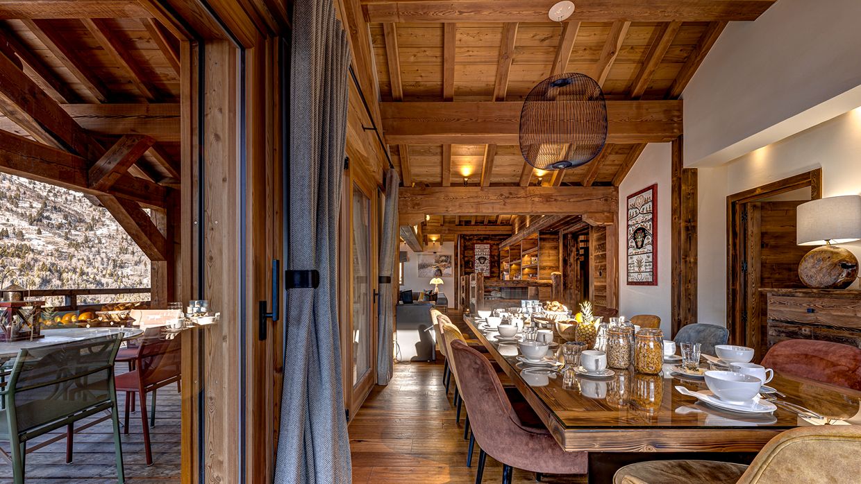 Luxury-Ski-Chalet-Meribel-ChaletMyriam-OSC-Dining (2).jpg