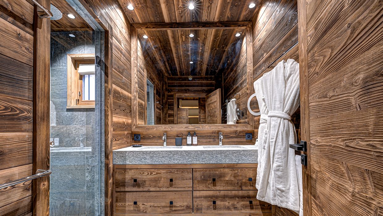 Luxury-Ski-Chalet-Meribel-ChaletMyriam-OSC-Bathroom (6).jpg
