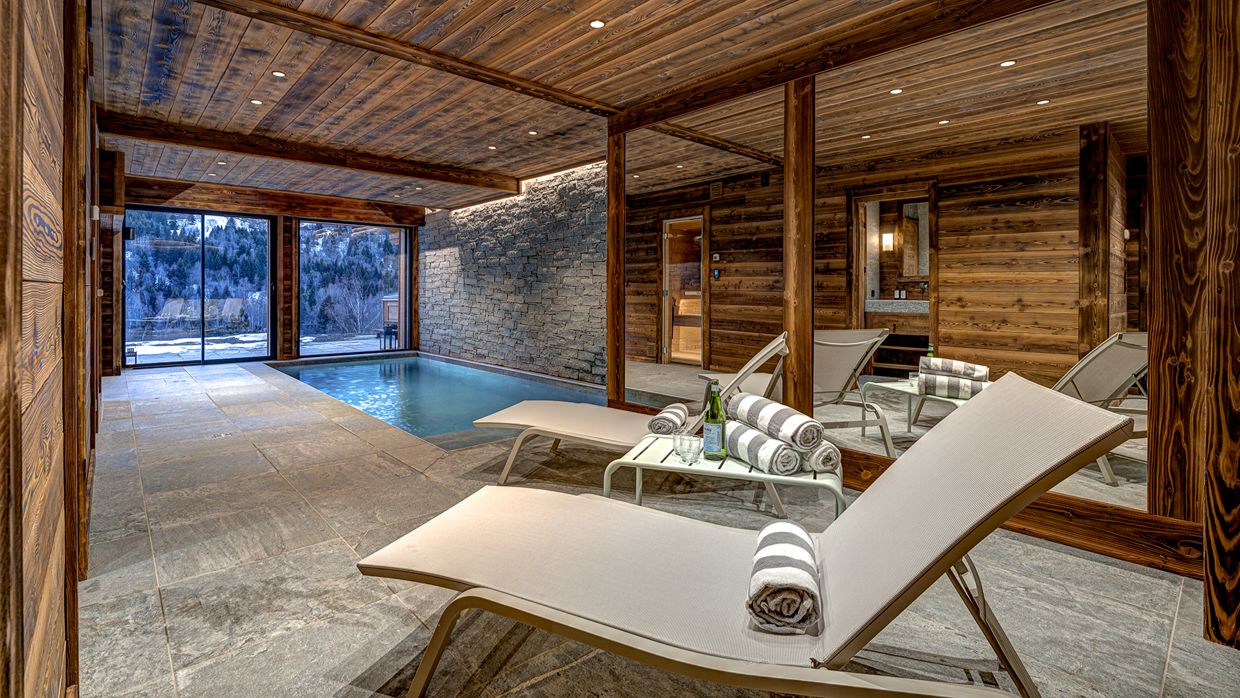 Luxury-Ski-Chalet-Meribel-ChaletMyriam-OSC-Pool (2).jpg