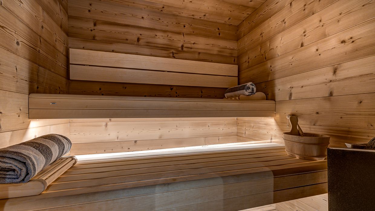 Luxury-Ski-Chalet-Meribel-ChaletMyriam-OSC- Sauna (2).jpg