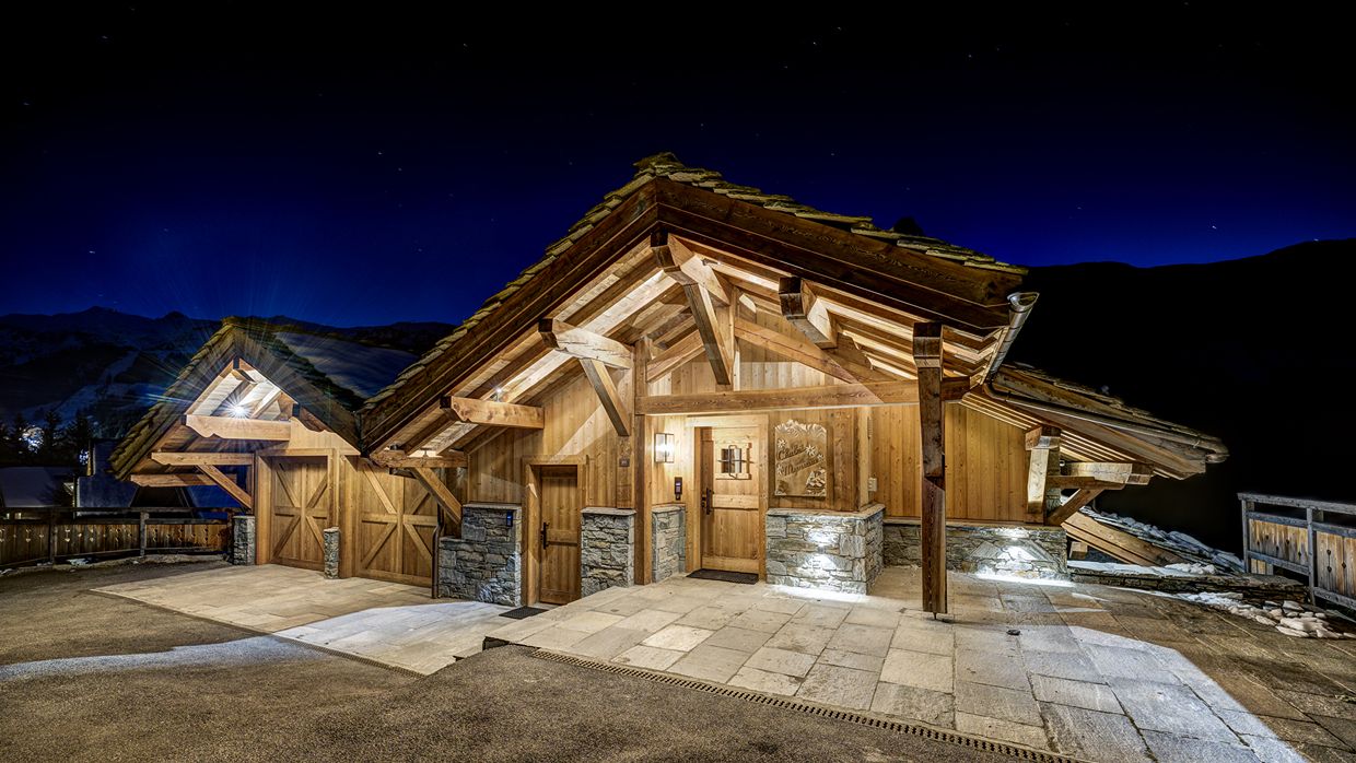 Luxury-Ski-Chalet-Meribel-ChaletMyriam-OSC-Chalet (5).jpg