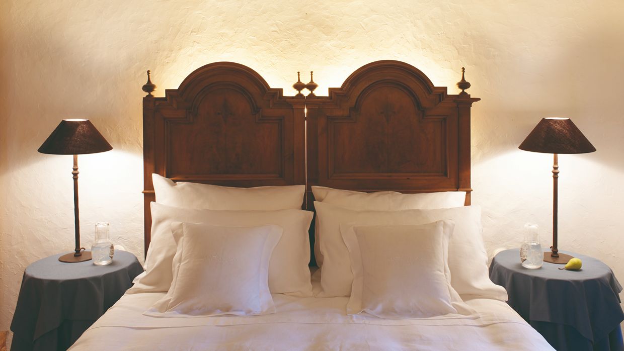luxury_ski_chalet_white_deer_san_lorenzo_mountain_lodge_plan_de_corones_oxford_ski_bedroom_aurora2.jpg