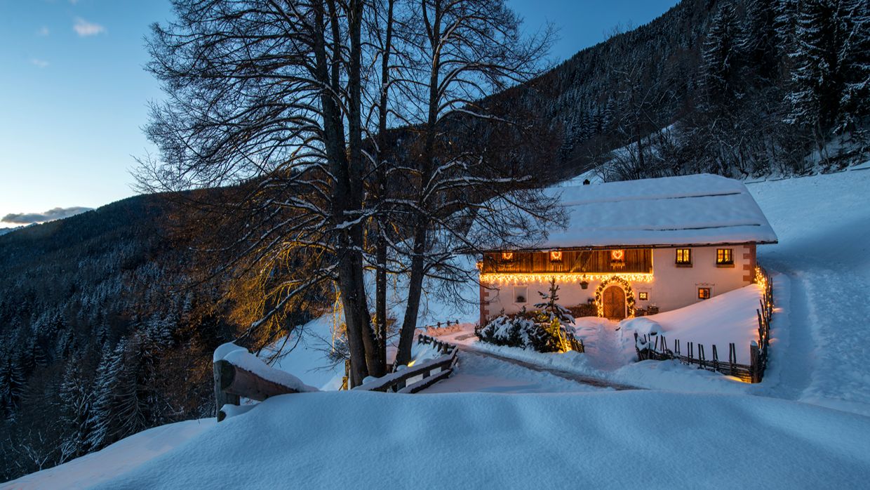 luxury_ski_chalet_white_deer_san_lorenzo_mountain_lodge_plan_de_corones_oxford_ski_exterior1.jpg