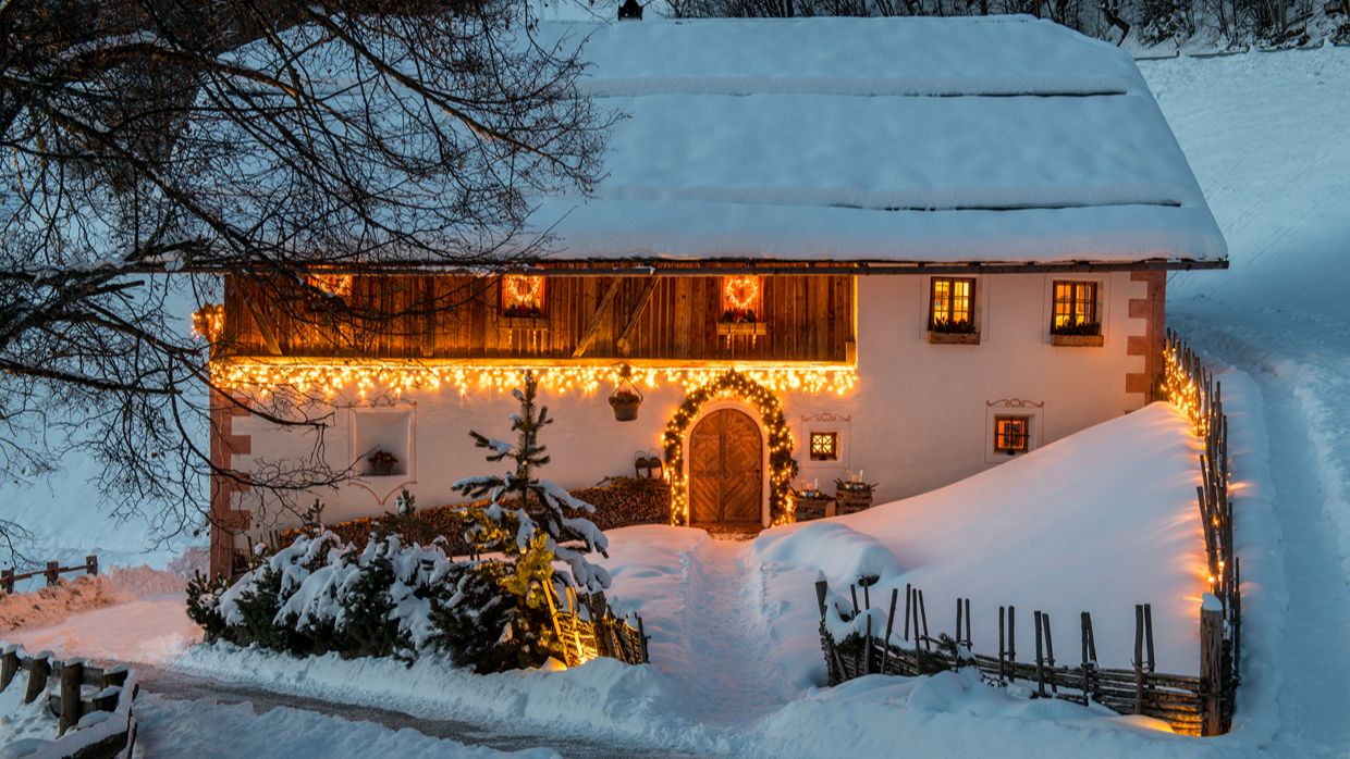 luxury_ski_chalet_white_deer_san_lorenzo_mountain_lodge_plan_de_corones_oxford_ski_exterior2.jpg