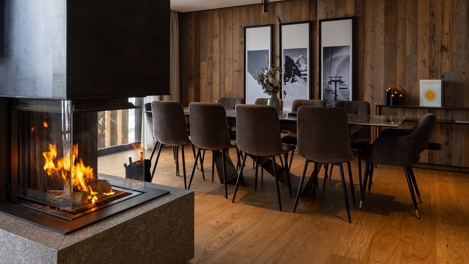 Luxury-Ski-Chalet-Megeve-Le-Penthouse-Alpin-Oxford-Ski-Dining.jpg