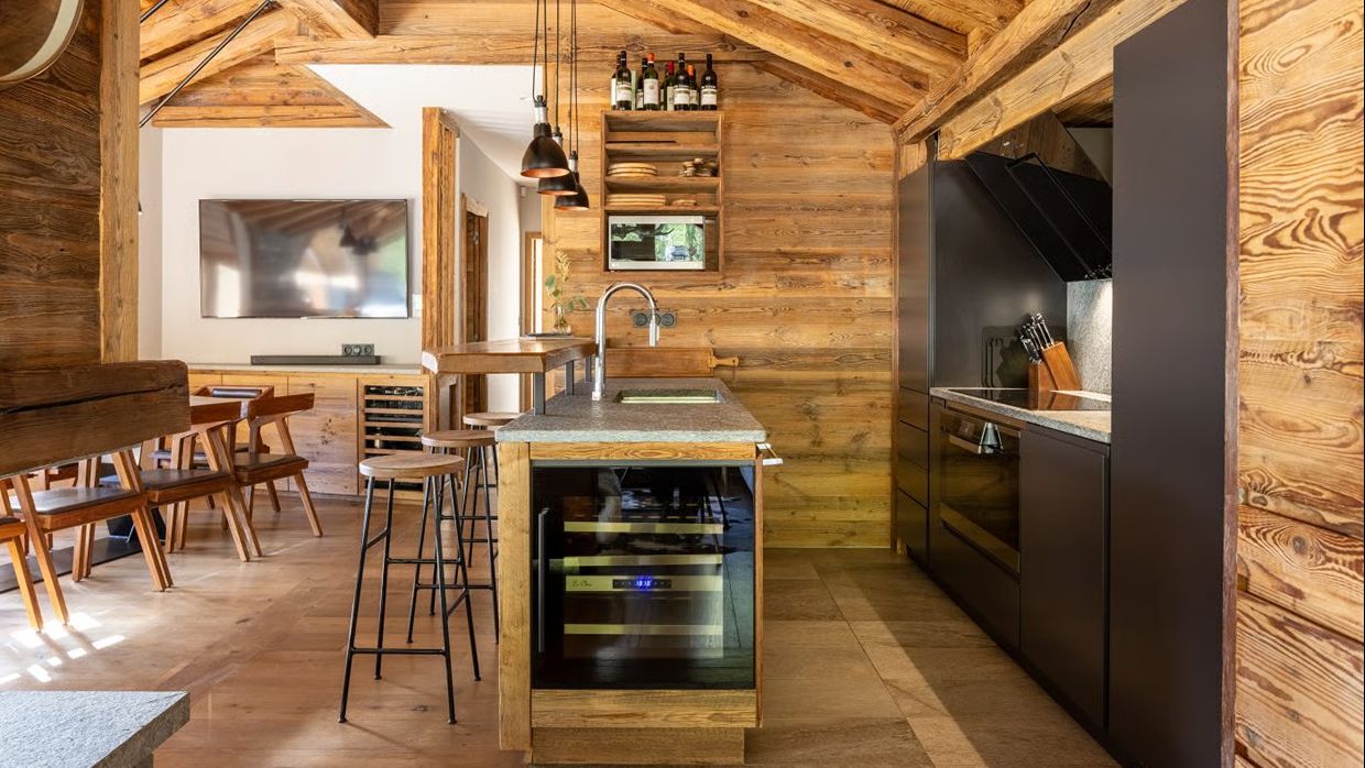 Luxury-Ski-Chalet- Vald'Isere-ChaletOly-OSC-Kitchen.jpg