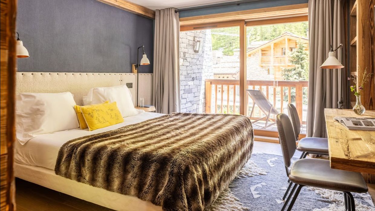 Luxury-Ski-Chalet- Vald'Isere-ChaletOly-OSC-Bedroom4.jpg