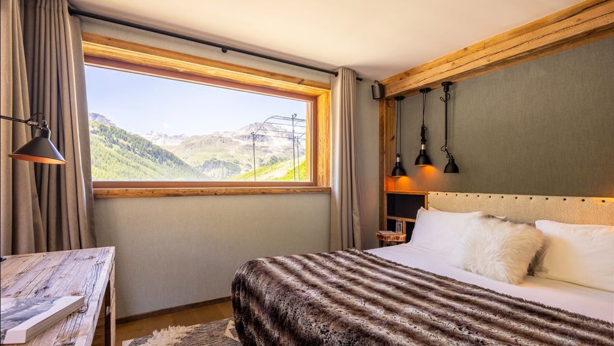 Luxury-Ski-Chalet- Vald'Isere-ChaletOly-OSC-Bedroom3.jpg