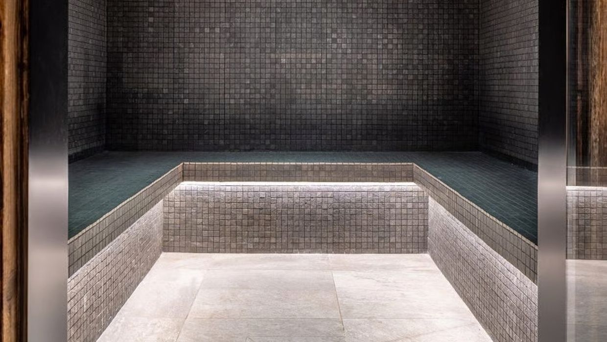 Luxury-Ski-Chalet- Vald'Isere-ChaletOly-OSC-Hammam1.jpg