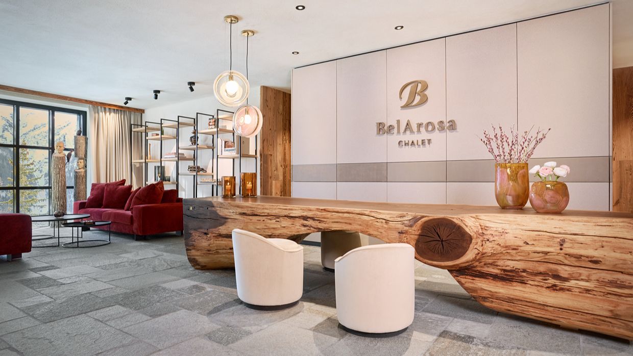 Luxury-Ski-Chalet-Arosa-BelArosa-OSC- Arrival.jpg