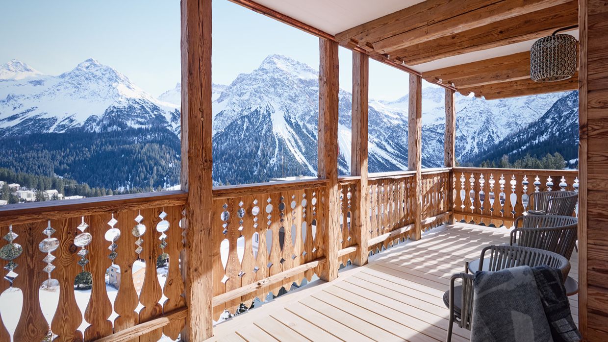 Luxury-Ski-Chalet-Arosa-BelArosa-OSC- Balcony.jpg