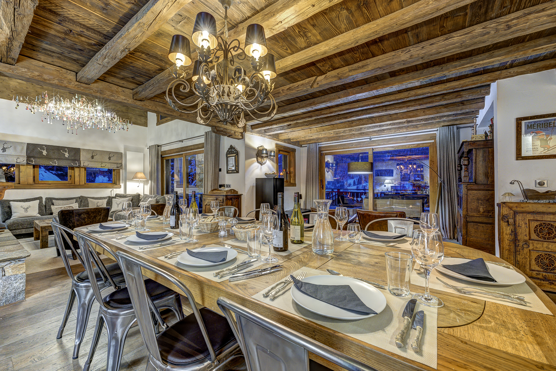 Luxury-Ski-Chalet-Meribel-Amarena-OSC-Dining.jpg