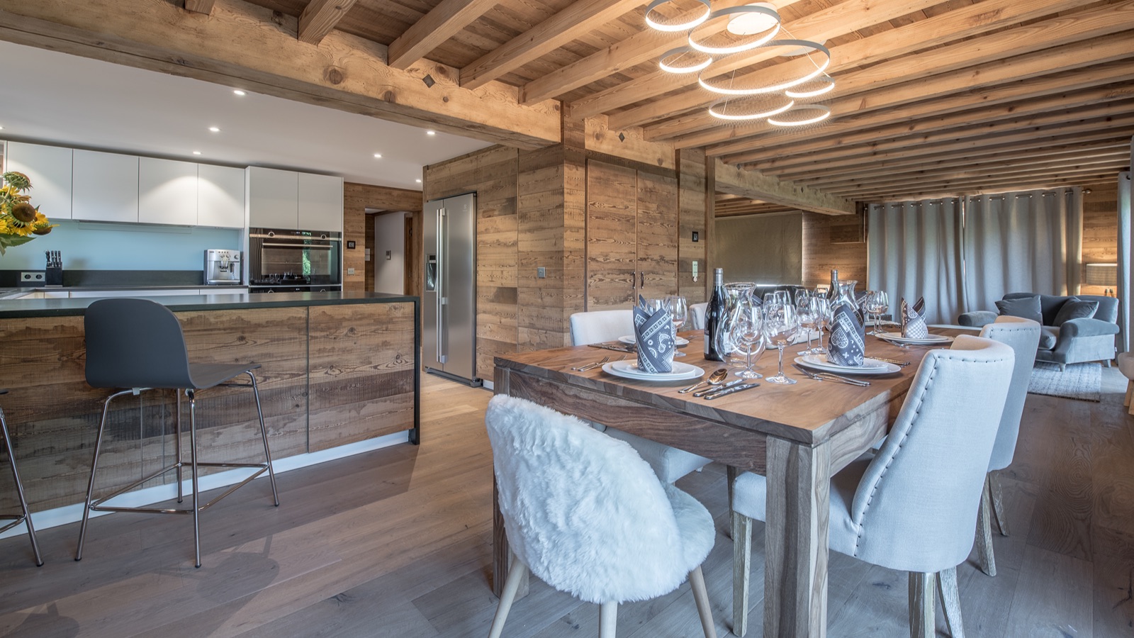 Luxury-Ski-Chalet-Meribel-Chalet La Folie-Kitchen-Oxford-Ski.jpg17.jpg